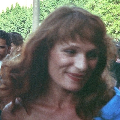 Wendy Robie Autograph Profile