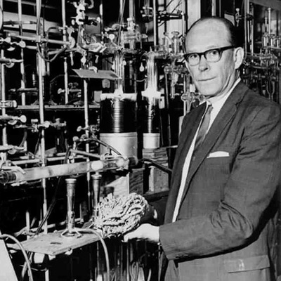 Willard Libby Autograph Profile