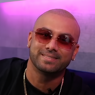 Wisin Autograph Profile