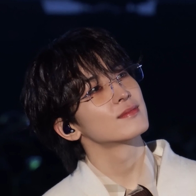 Wonwoo Autograph Profile