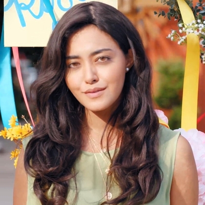 Yasmine Al-Bustami Autograph Profile
