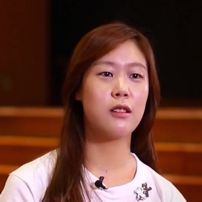 Yeol Eum Son Autograph Profile