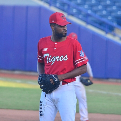 Yhonathan Barrios Autograph Profile