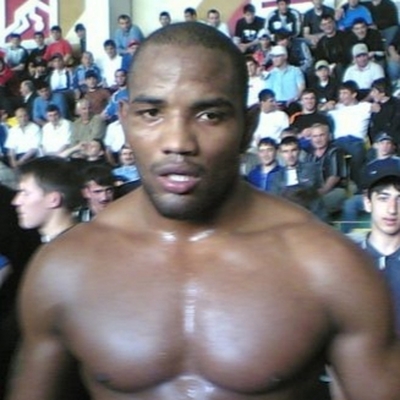 Yoel Romero Autograph Profile