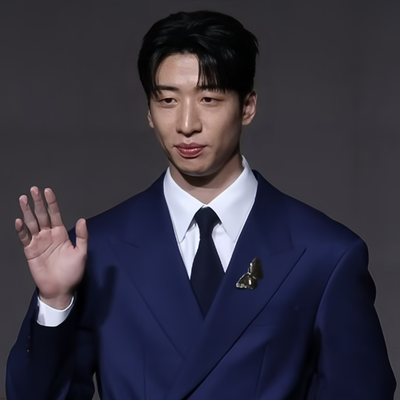 Yoo Su-bin Autograph Profile