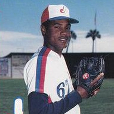 Yorkis Perez Autograph Profile