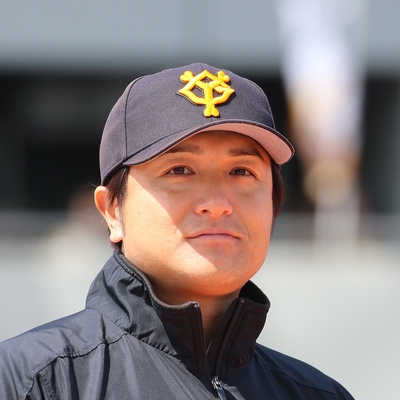 Yoshinobu Takahashi Autograph Profile
