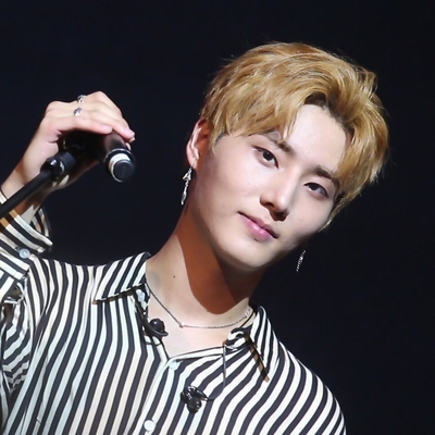 Young K Autograph Profile