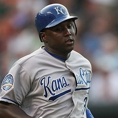Yuniesky Betancourt Autograph Profile
