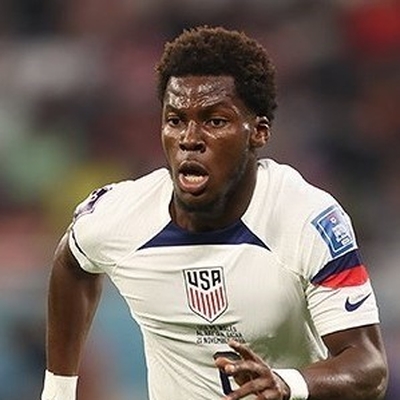 Yunus Musah Autograph Profile