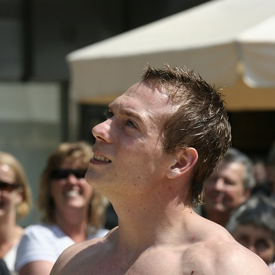 Yuri van Gelder Autograph Profile