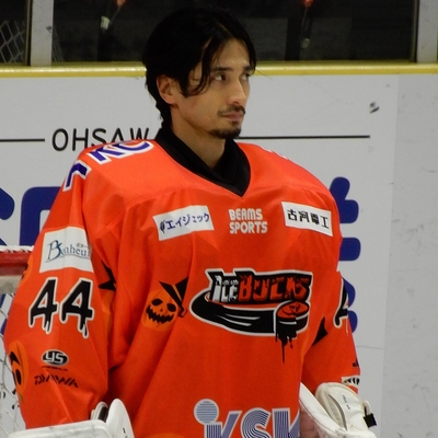 Yutaka Fukufuji Autograph Profile