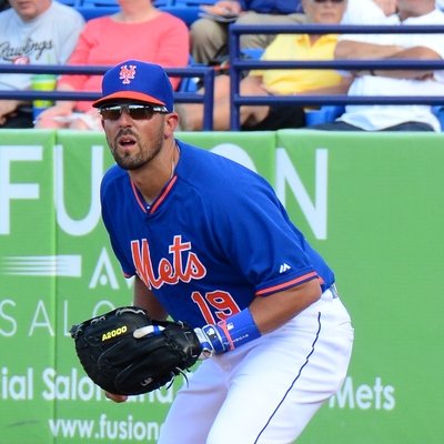 Zach Lutz Autograph Profile