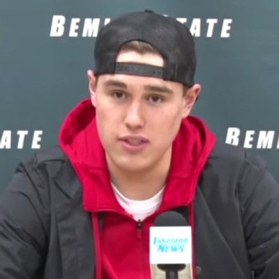Zach Whitecloud Autograph Profile