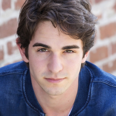 Zachary Gordon Autograph Profile