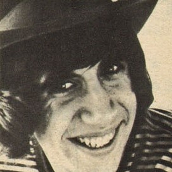 Zal Yanovsky