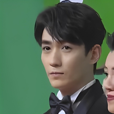 Zhu Yilong Autograph Profile