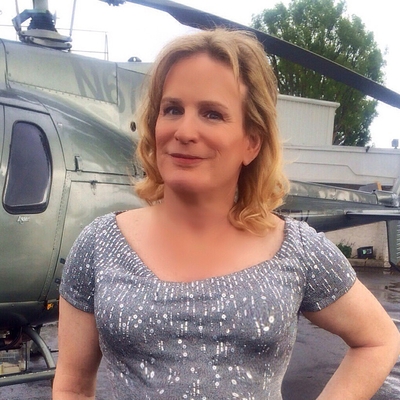 Zoey Tur Autograph Profile