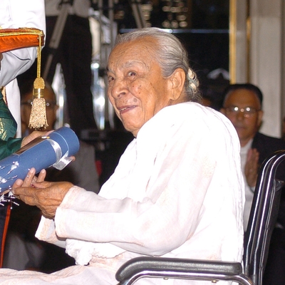 Zohra Sehgal Autograph Profile