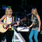 Aly & AJ