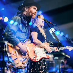 Angus & Julia Stone