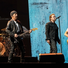 U2