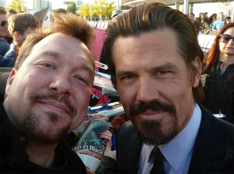 Josh Brolin Photo with RACC Autograph Collector RB-Autogramme Berlin