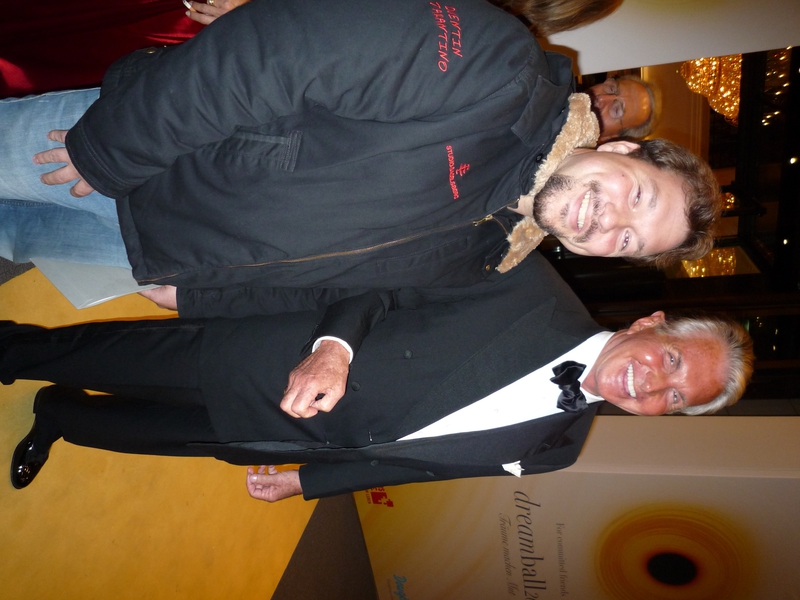 George Hamilton Photo with RACC Autograph Collector RB-Autogramme Berlin George Hamilton Photo with RACC Autograph Collector RB-Autogramme Berlin