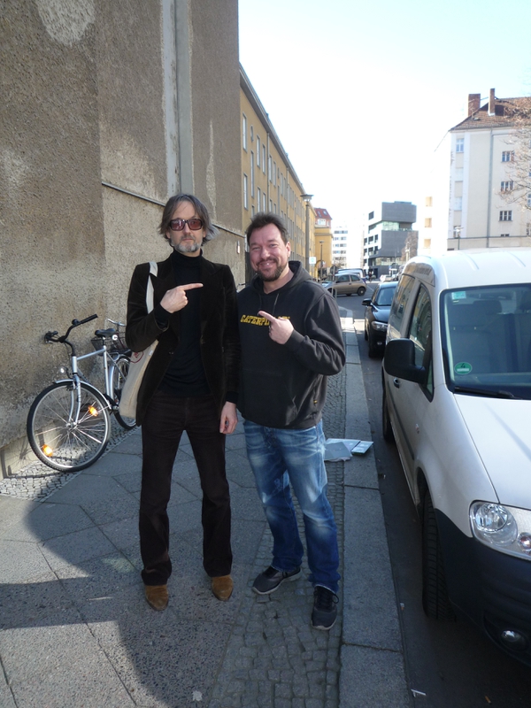Jarvis Cocker Photo with RACC Autograph Collector RB-Autogramme Berlin Jarvis Cocker Photo with RACC Autograph Collector RB-Autogramme Berlin