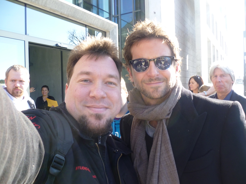 Bradley Cooper Photo with RACC Autograph Collector RB-Autogramme Berlin