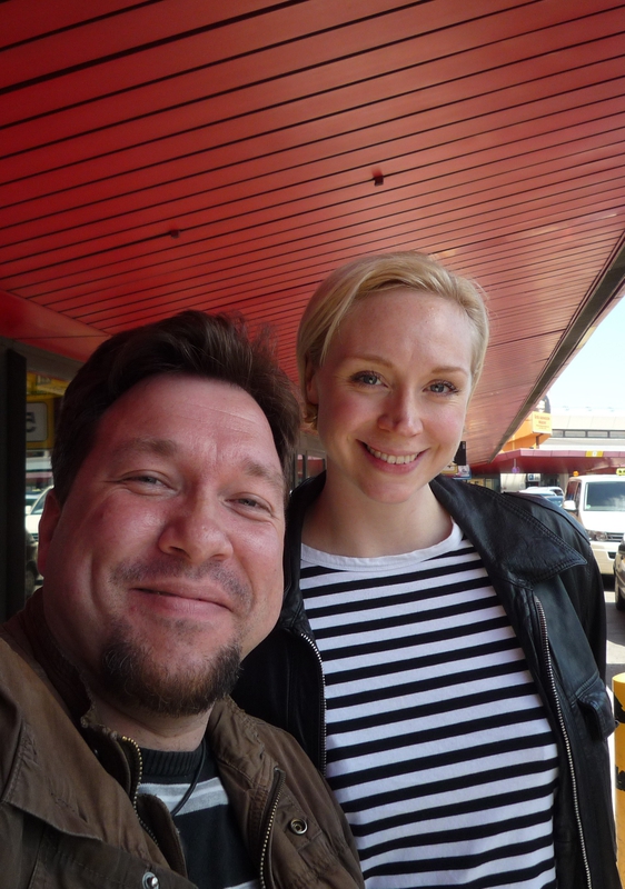 Gwendoline Christie Photo with RACC Autograph Collector RB-Autogramme Berlin