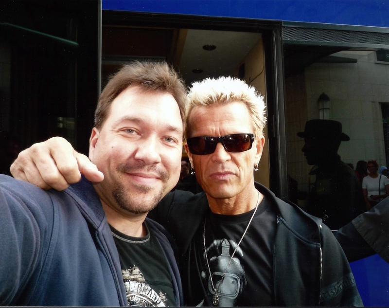 Billy Idol Photo with RACC Autograph Collector RB-Autogramme Berlin Billy Idol Photo with RACC Autograph Collector RB-Autogramme Berlin