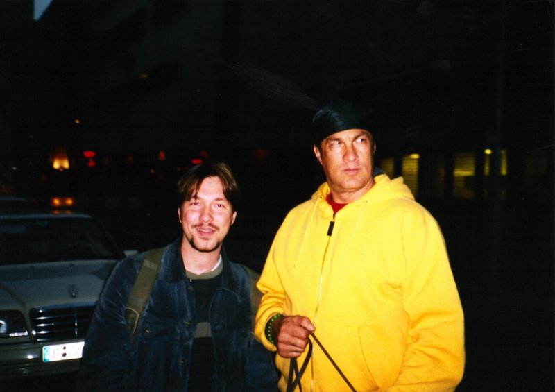 Steven Seagal Photo with RACC Autograph Collector RB-Autogramme Berlin Steven Seagal Photo with RACC Autograph Collector RB-Autogramme Berlin
