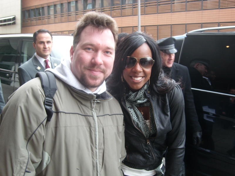 Kelly Rowland Photo with RACC Autograph Collector RB-Autogramme Berlin