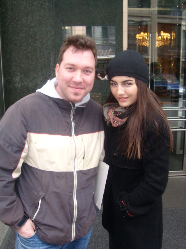 Camilla Belle Photo with RACC Autograph Collector RB-Autogramme Berlin