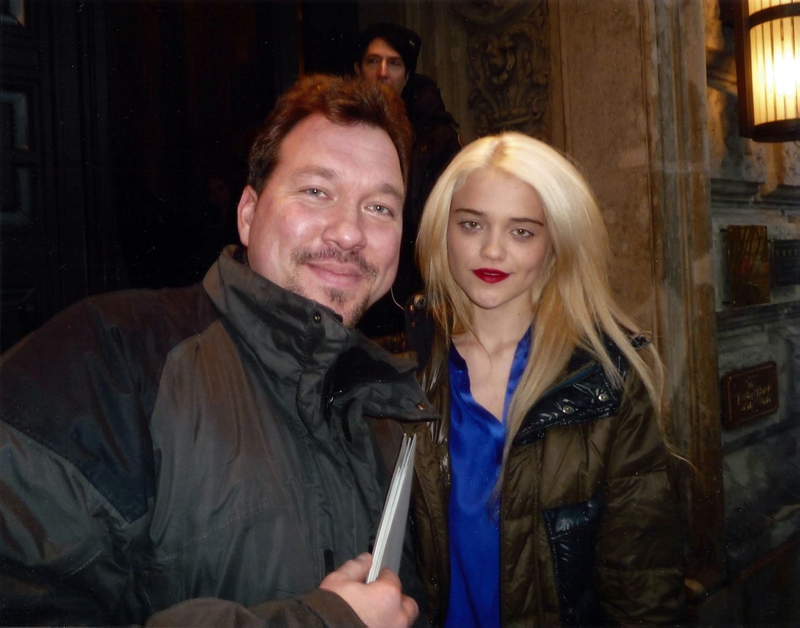 Sky Ferreira Photo with RACC Autograph Collector RB-Autogramme Berlin