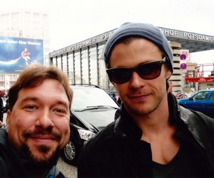 Chris Hemsworth Chris Hemsworth