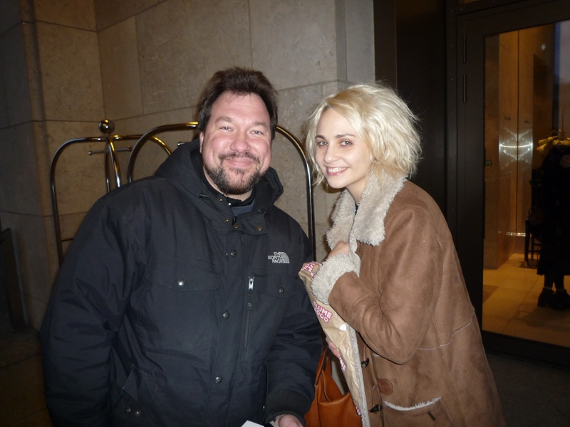 Tuppence Middleton Photo with RACC Autograph Collector RB-Autogramme Berlin