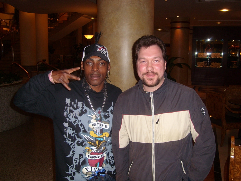 Coolio Photo with RACC Autograph Collector RB-Autogramme Berlin Coolio Photo with RACC Autograph Collector RB-Autogramme Berlin