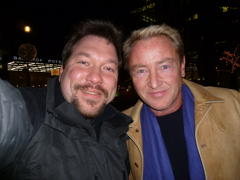 Michael Flatley Photo with RACC Autograph Collector RB-Autogramme Berlin Michael Flatley Photo with RACC Autograph Collector RB-Autogramme Berlin