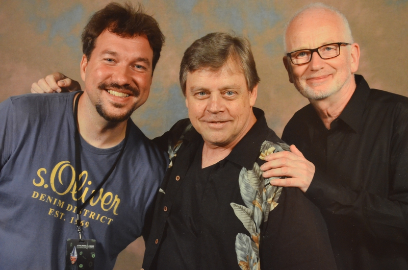 Ian McDiarmid Mark Hamill Photo with RACC Autograph Collector RB-Autogramme Berlin