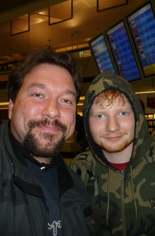 Ed Sheeran Photo with RACC Autograph Collector RB-Autogramme Berlin