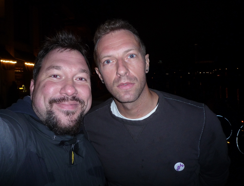 Chris Martin Photo with RACC Autograph Collector RB-Autogramme Berlin