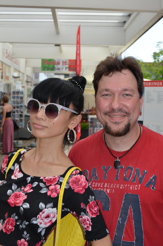 Bai Ling Photo with RACC Autograph Collector RB-Autogramme Berlin