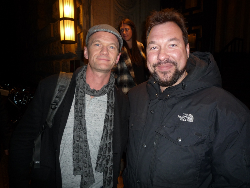 Neil Patrick Harris Photo with RACC Autograph Collector RB-Autogramme Berlin