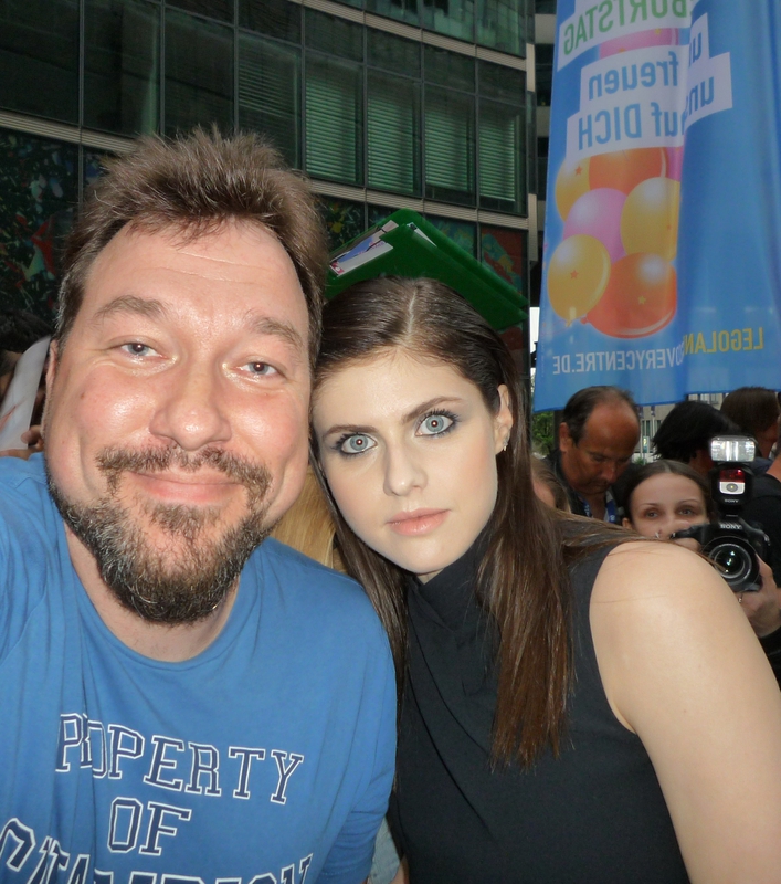 Alexandra Daddario Photo with RACC Autograph Collector RB-Autogramme Berlin