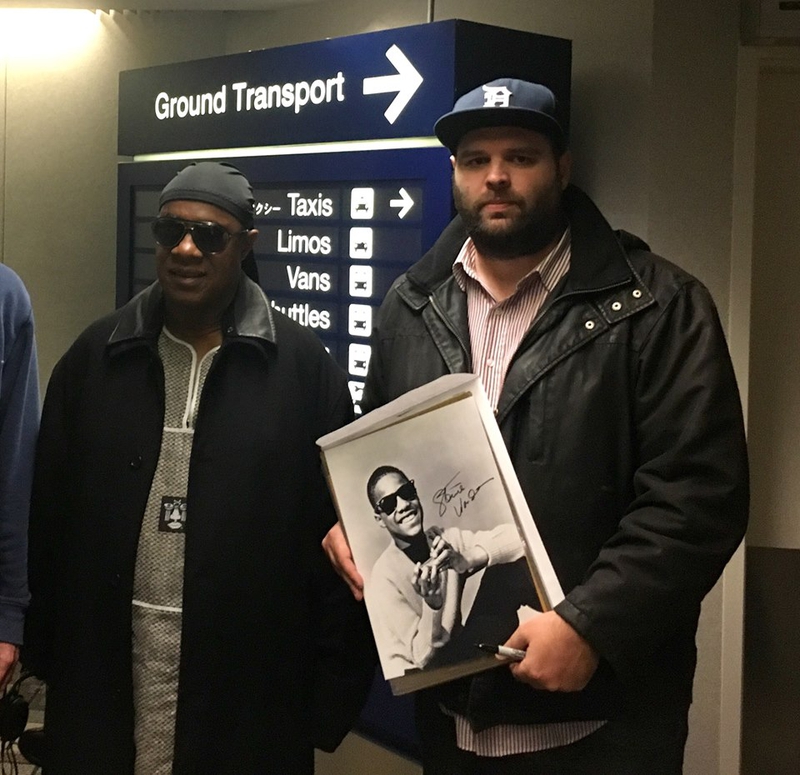 Stevie Wonder Photo with RACC Autograph Collector Mike Schreiber