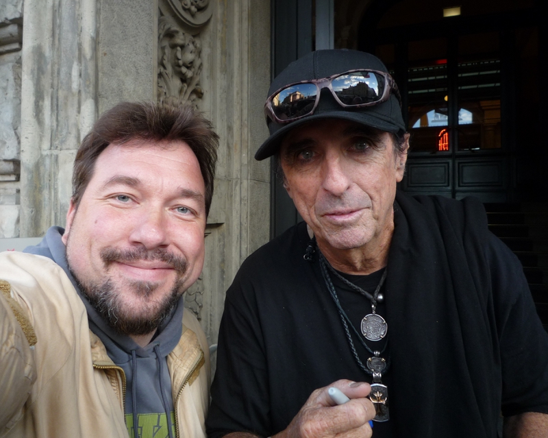 Alice Cooper Photo with RACC Autograph Collector RB-Autogramme Berlin