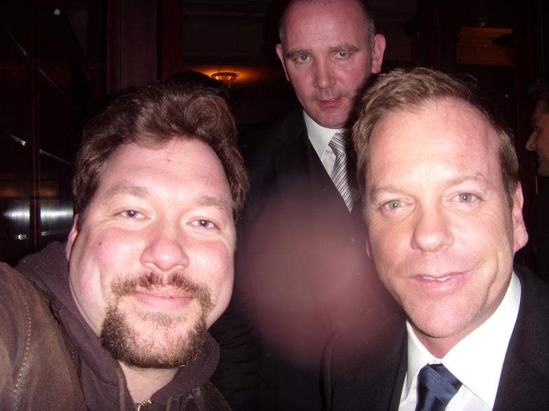 Kiefer Sutherland Photo with RACC Autograph Collector RB-Autogramme Berlin