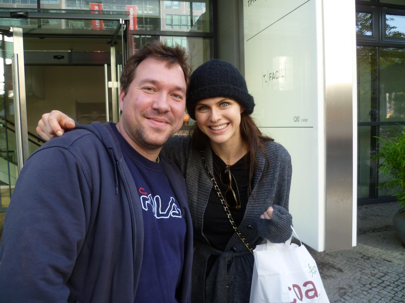 Alexandra Daddario Photo with RACC Autograph Collector RB-Autogramme Berlin